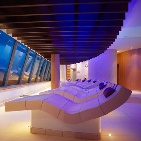 מלון Aghadoe Heights & 5*
